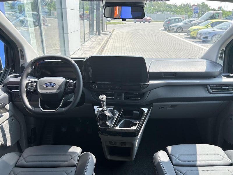 Ford Tourneo Custom Titanium L1 2.0 EcoBlue 110 kW - fotka 15 z 37