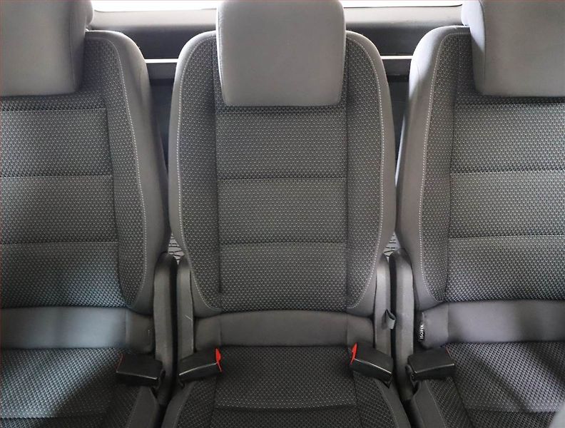 Volkswagen Touran (2014) 1.6 TDI, Navi, Tempomat - fotka 10 z 20
