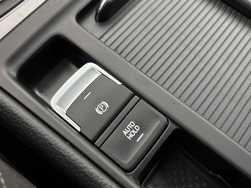 Volkswagen Golf Trendline - fotka 26 z 28