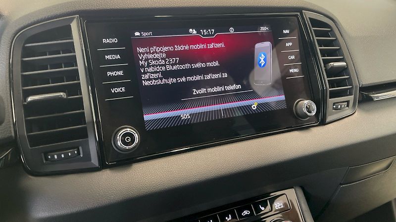 Škoda Karoq (2022) Sportline 1.5 TSI 110kW - fotka 33 z 33