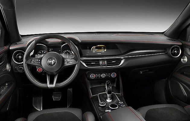 Alfa Romeo Stelvio Quadrifoglio.