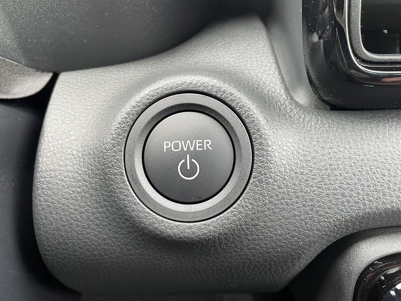 Toyota Yaris 1.5Hybrid GR Sport ODBĚR IHNED - fotka 28 z 30