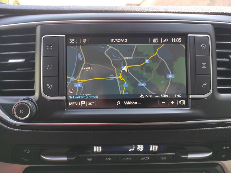 Toyota ProAce Verso 2,0D-4D130kW,L2, Shuttle,ČR - fotka 24 z 44