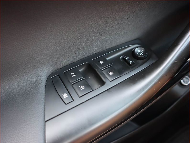 Opel Astra (2017) 1.6 CDTI, Automat, Serv.kniha - fotka 17 z 19