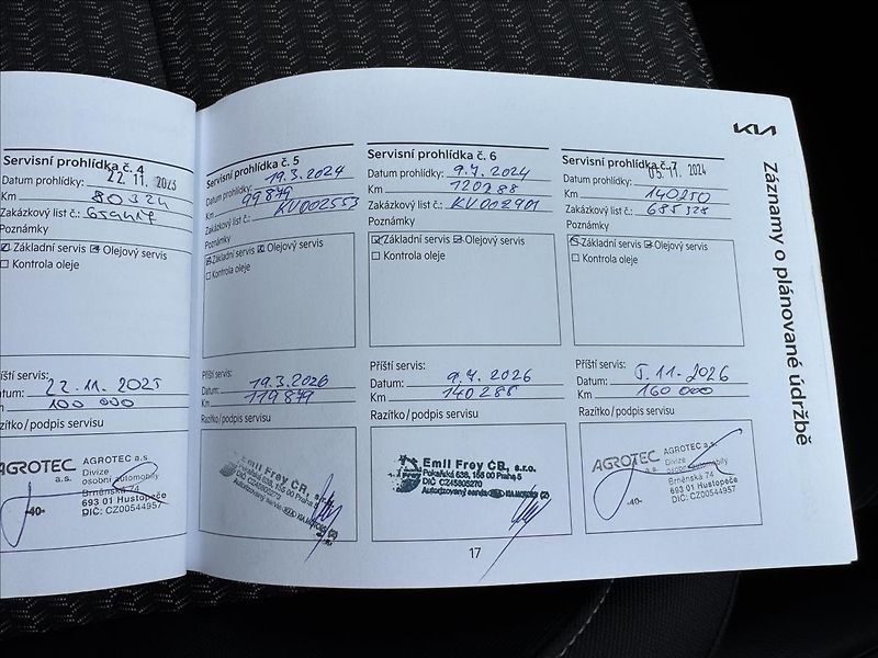 Kia Ceed 1,6 CRDI 100kW Exclusive ČR DP - fotka 28 z 31
