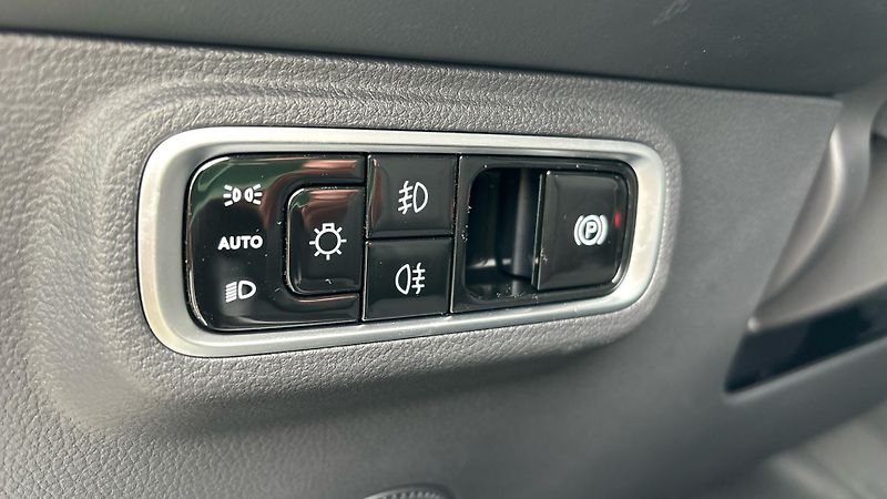 Omoda 5 (2025) Premium 1.6 tGDI 108kW - fotka 19 z 21