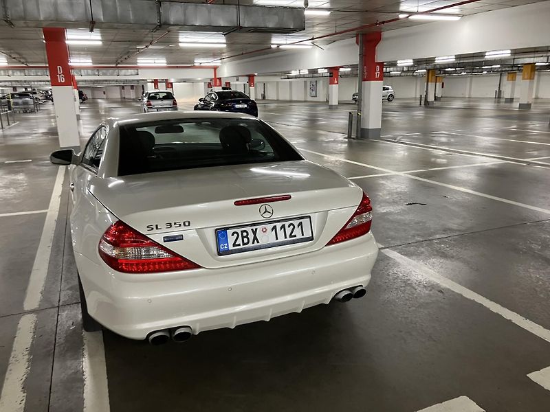 Mercedes-Benz SL (2010) 350 - fotka 5 z 16