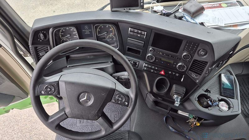Mercedes-Benz ACTROS 1848 HYDRODRIVE 4x4 - fotka 4 z 11