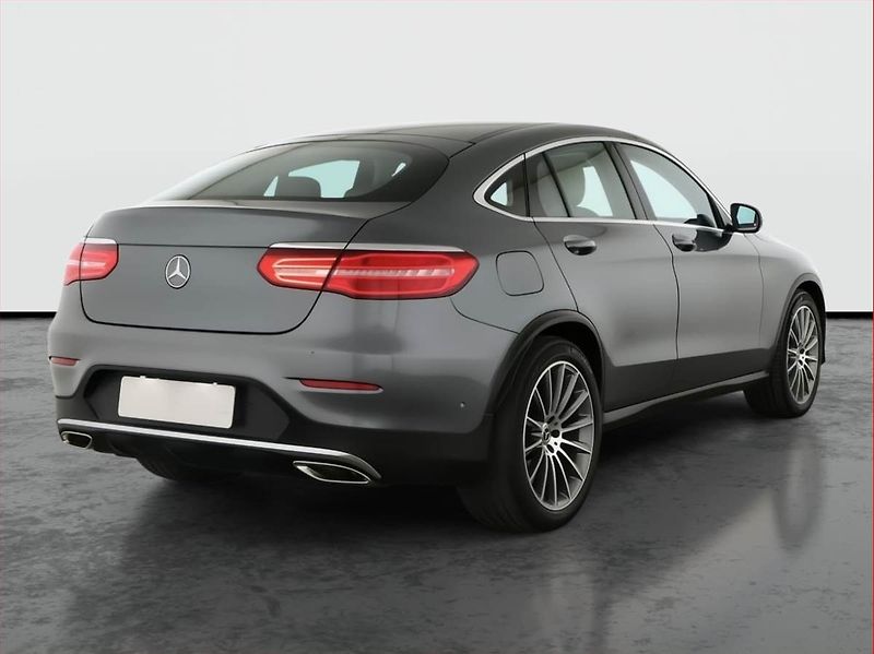 Mercedes-Benz GLC (2018) 300 - fotka 5 z 29
