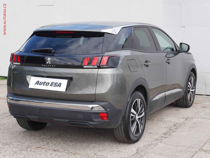 Peugeot 3008 (2019) 1.5 HDi, Allure, navi, kamera - fotka 6 z 16