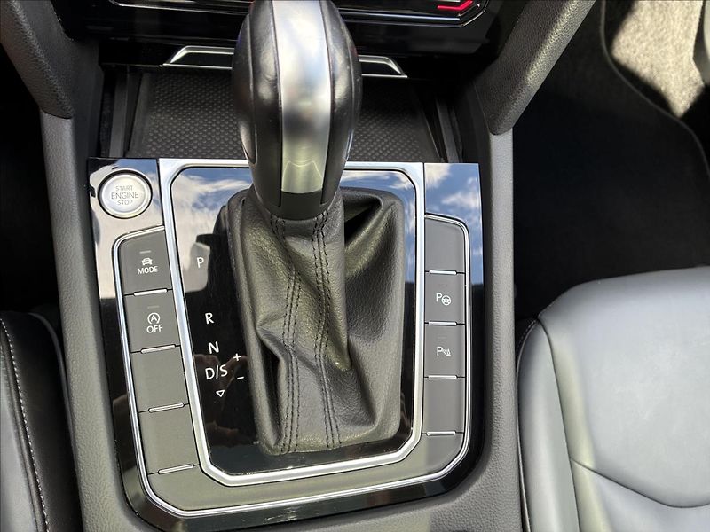 Volkswagen Arteon Shooting Brake 2,0 TDI PANORAMA WEBASTO TAŽNÉ - fotka 10 z 36