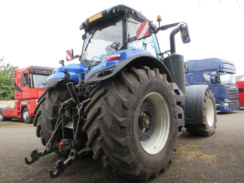 New Holland T8.435AC GENESIS - fotka 4 z 14