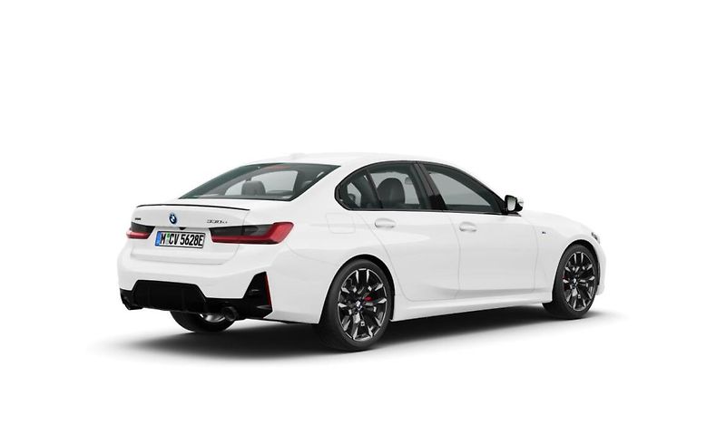 BMW Řada 3 330e xDrive - fotka 2 z 4