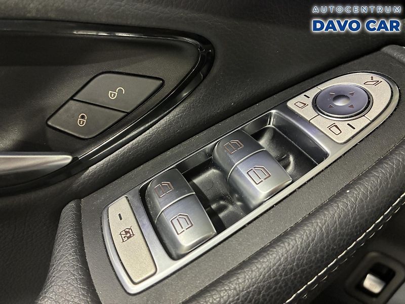 Mercedes-Benz GLC 2,0 220D 4Matic Coupe CZ - fotka 21 z 29