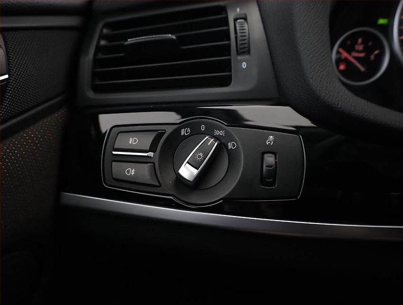 BMW X4 (2014) xDrive20d, 4X4, Automat - fotka 15 z 18