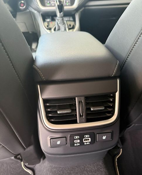 Subaru Outback 2.5i 4WD Comfort + tažné - fotka 11 z 11