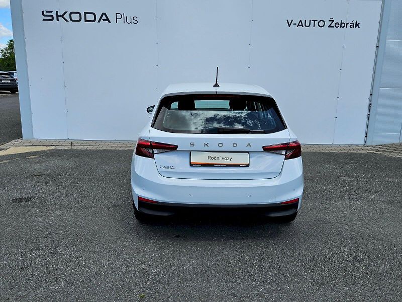 Škoda Fabia (2025) SELECTION MPI 59/1.0 M5F - fotka 8 z 26