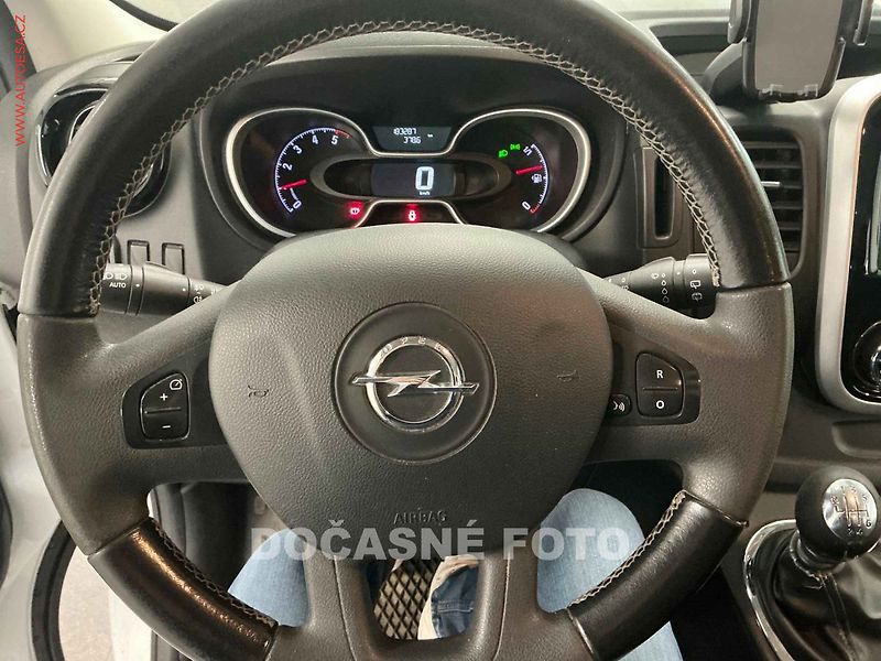 Opel Vivaro (2018) 1.6CDTi 5míst, 107kW, autoAC - fotka 7 z 11