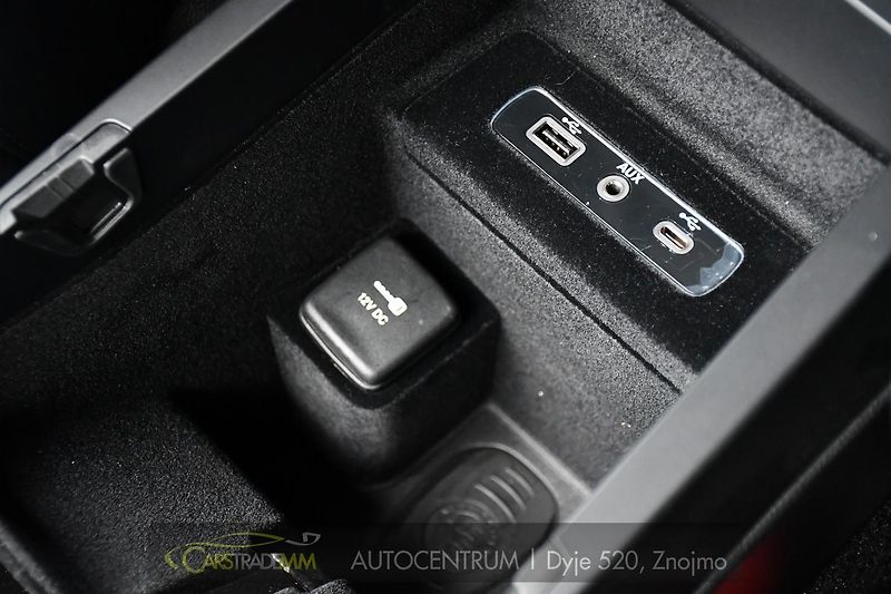 Alfa Romeo Stelvio 2.2 D154kW Veloce AT8-Q4 - fotka 46 z 56