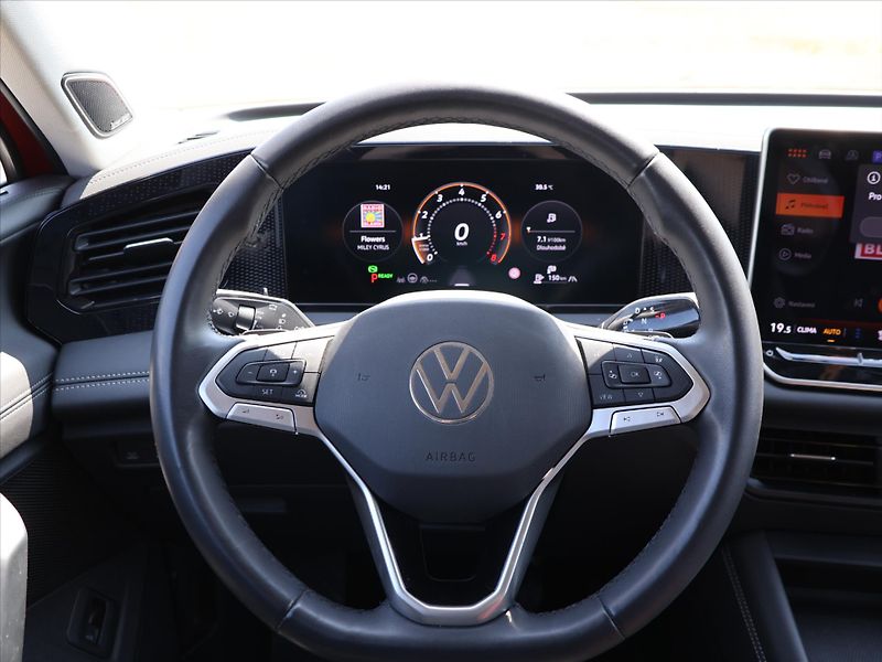 Volkswagen Tiguan 1,5 eTSI 110kW mHEV DSG CZ DPH - fotka 19 z 38