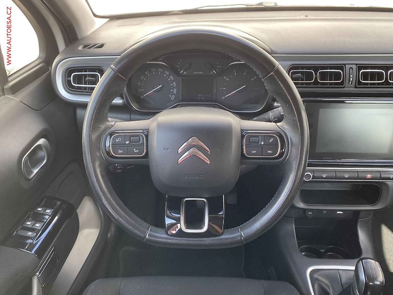 Citroën C3 (2017) 1.2i, 1.maj,ČR, AC, park - fotka 11 z 15