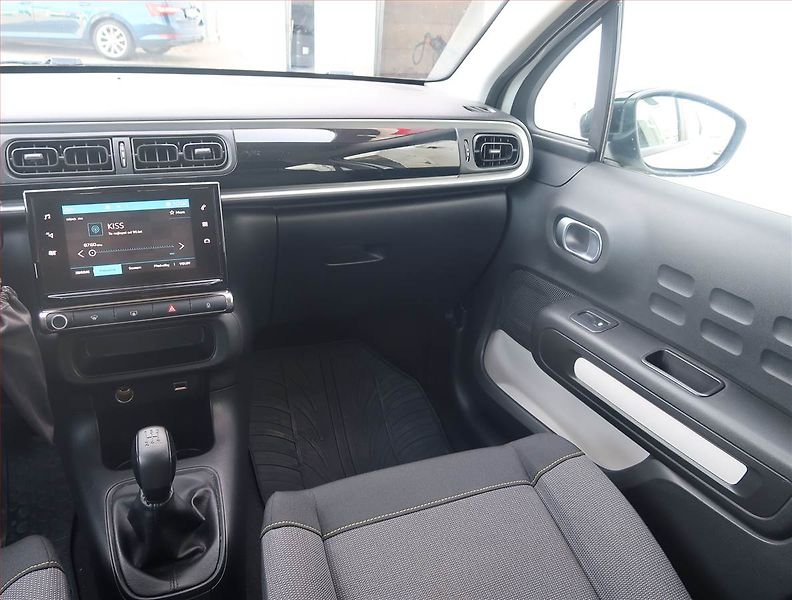 Citroën C3 (2019) 1.2 PureTech, Tempomat - fotka 8 z 14