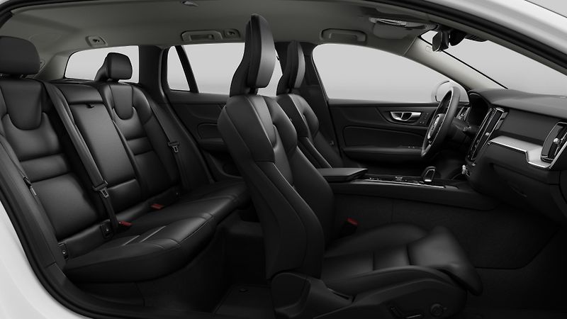 Volvo V60 (2026) B4 AUT DARK PLUS - fotka 4 z 11