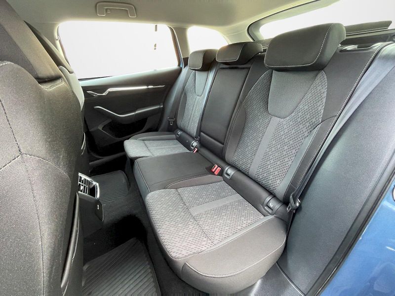 Škoda Octavia (2021) 2.0 TDI 110kW DSG Style Plus c - fotka 25 z 35