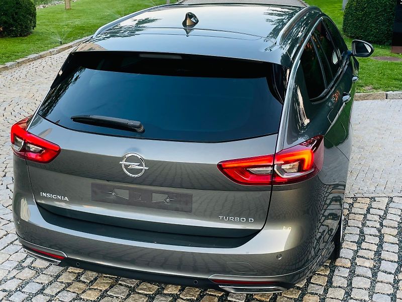 Opel Insignia 2.0CDTi MAN SERVISKA TAŽNÉ LED - fotka 11 z 55