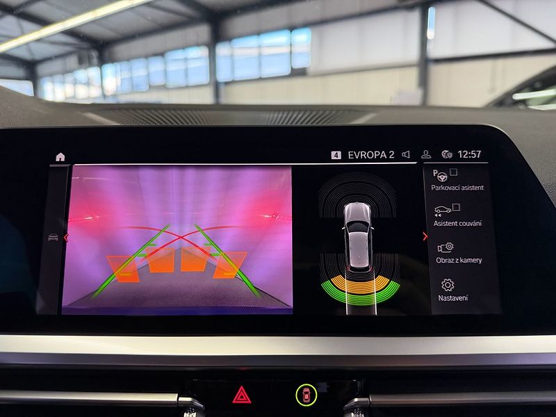 BMW Řada 3 d xDrive M-SPORT, LED, WEBASTO - fotka 15 z 29