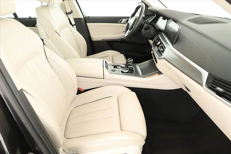 BMW X5 (2020) xDrive45e iPerf. - fotka 7 z 21