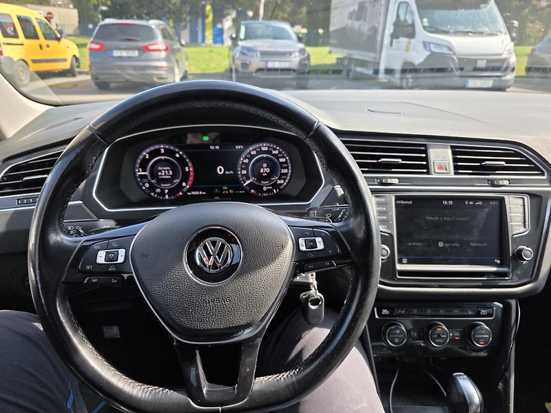 Volkswagen Tiguan (2017) 2.0 /140kW - fotka 9 z 14