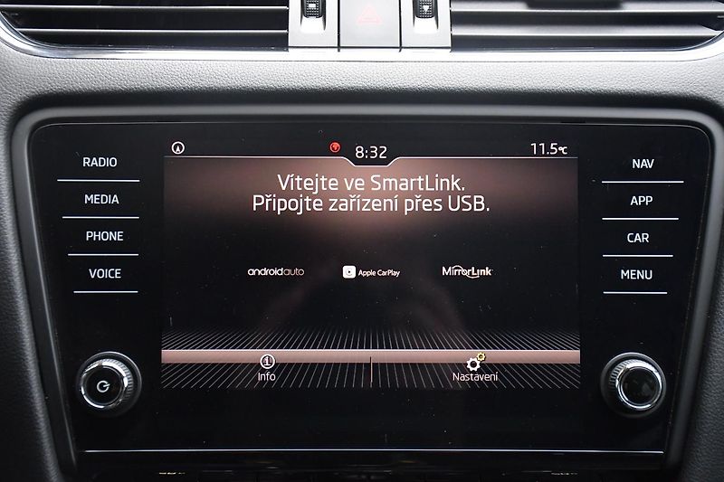 Škoda Octavia 1.6TDi STYLE ACC ČR - fotka 28 z 37