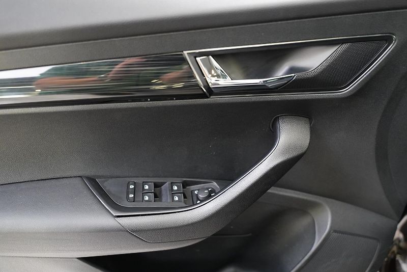 Škoda Karoq - fotka 12 z 32