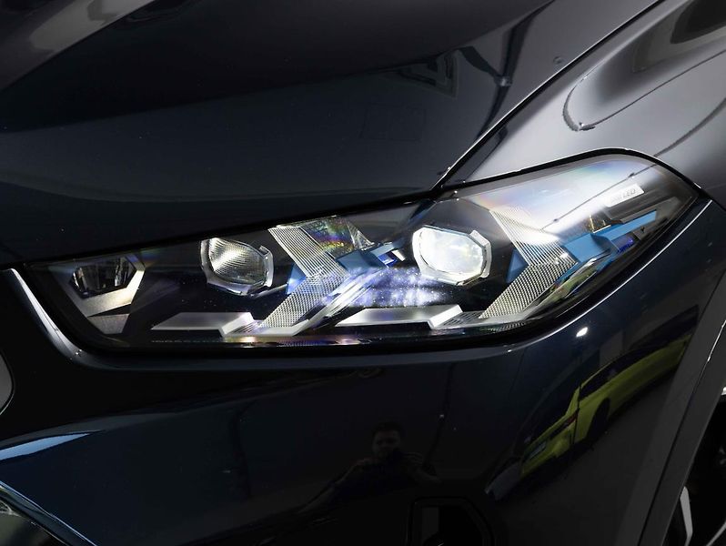 BMW X6 xDrive30d - fotka 8 z 24