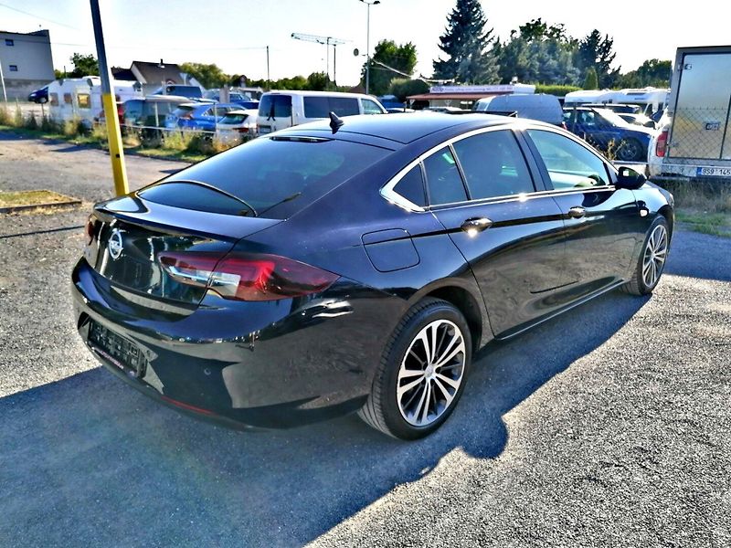 Opel Insignia (2020) 1.6 CDTi Innovation Head-Up - fotka 5 z 33