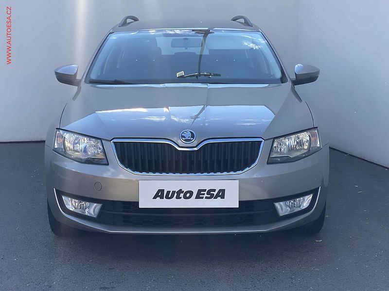 Škoda Octavia (2014) 1.2 TSi, Ambition, +kola - fotka 2 z 17