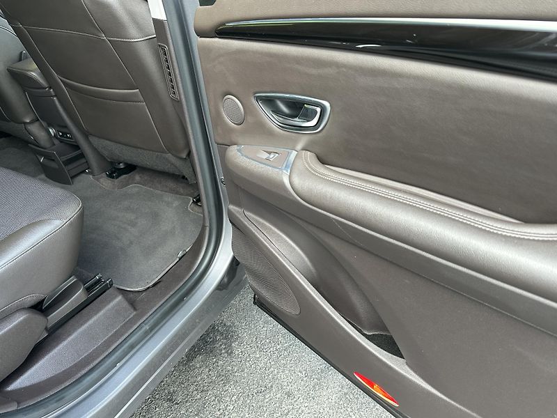 Renault Espace (2016) 1.6DCi/118Kw * 7.Míst *AUTOMAT - fotka 27 z 43