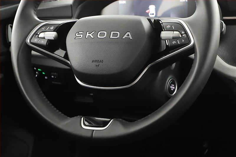 Škoda Scala (2025) 1.0 TSI, Top Selection, FullLe - fotka 16 z 18