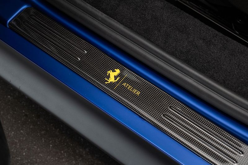 Ferrari SF90 Spider Tailor Made - fotka 16 z 27