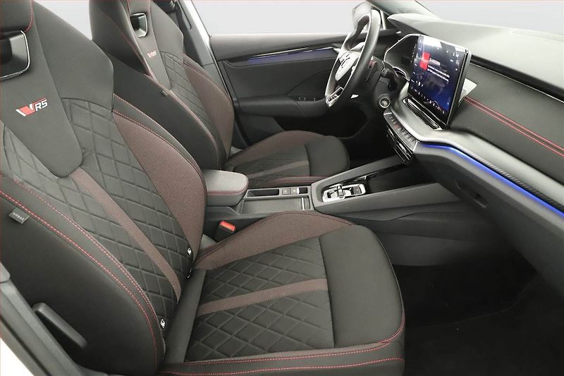 Škoda Octavia (2024) RS 2.0 TSI, RS, Navigace - fotka 7 z 20