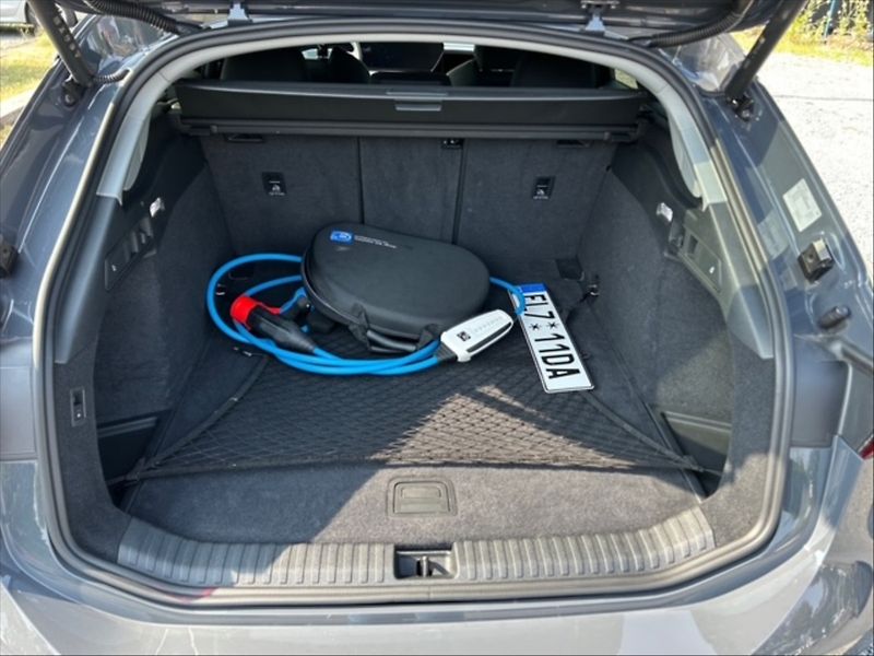 Audi A6 0,0 BEV 340 100kWh - fotka 6 z 11