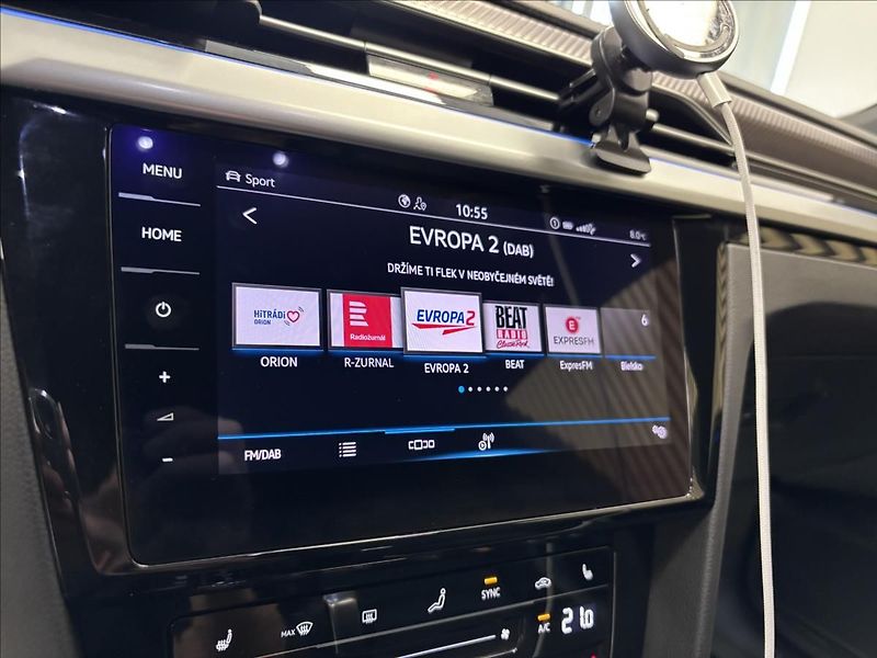 Volkswagen Arteon Shooting Brake R 2.0 TSI - fotka 18 z 22