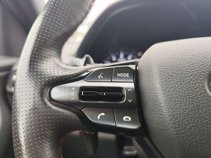 Hyundai i30 1.5 T-GDI/117kW N-Line DCT - fotka 24 z 32