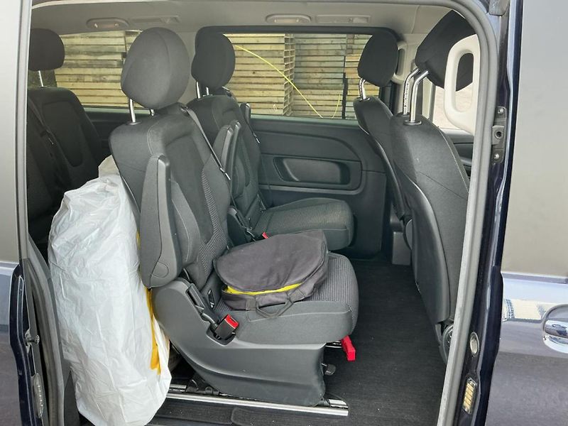Mercedes-Benz EQV (2021) EQV 300 Long - fotka 13 z 17