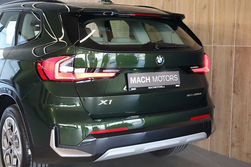 BMW X1 20d sDrive,X-Line,Harman,Tažné - fotka 12 z 33