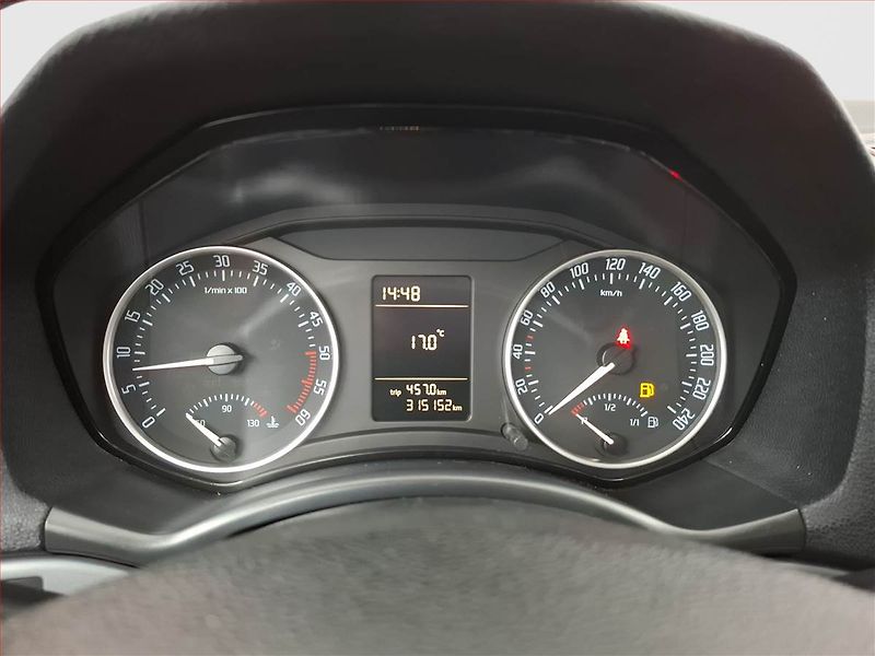 Škoda Octavia (2012) 1.6 TDI, po STK, Tažné - fotka 11 z 13