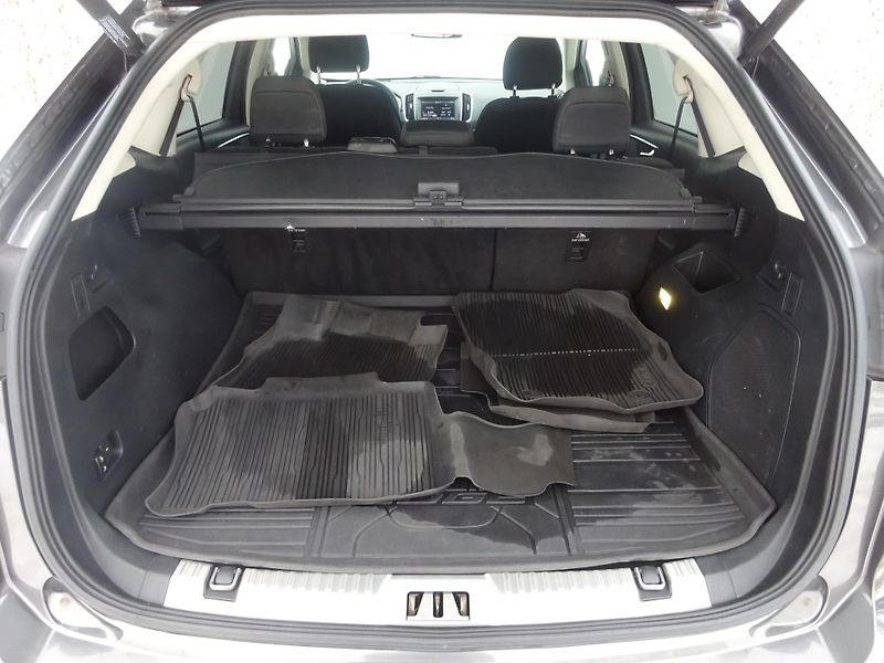 Ford Edge 2.0 TDCi 154kW AT AWD Titanium - fotka 12 z 23