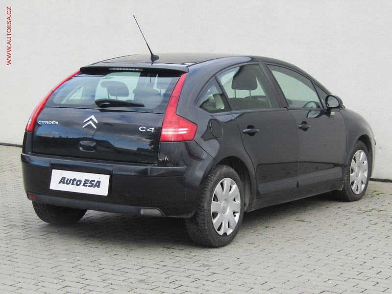Citroën C4 (2006) 1.6 HDi, Klima - fotka 4 z 17