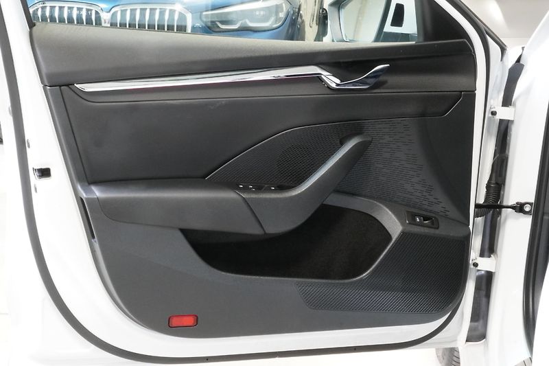 Škoda Octavia 2.0TDI,110kW,Style+,Tažné,kame - fotka 19 z 40